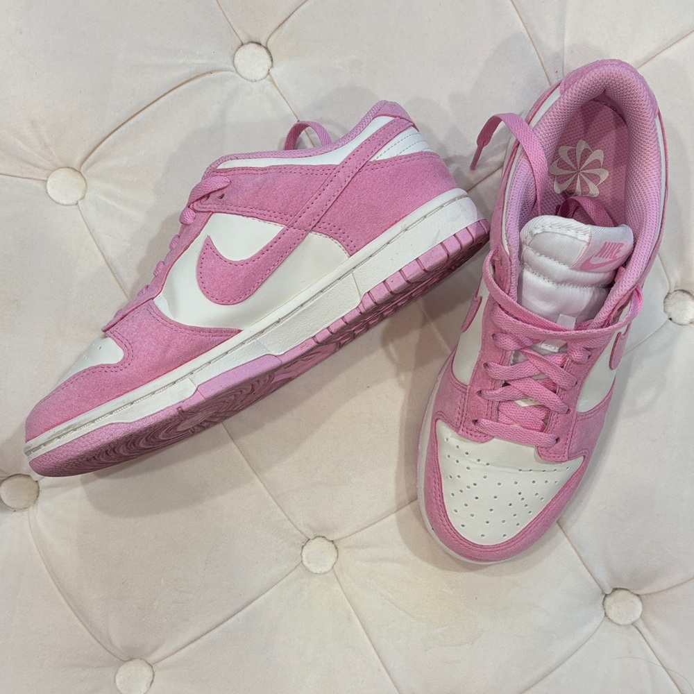 Nike Women's Pink and White Sneakers